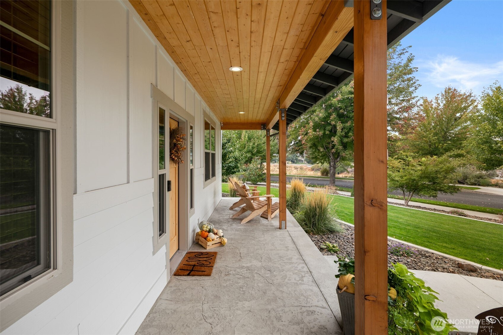 2535 Tuscany Lane , Malaga, WA 98828