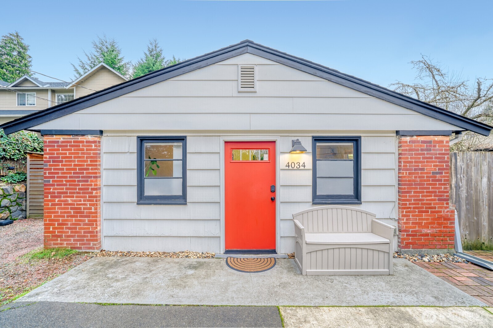 4034 NE 109th Street , Seattle, WA 98125