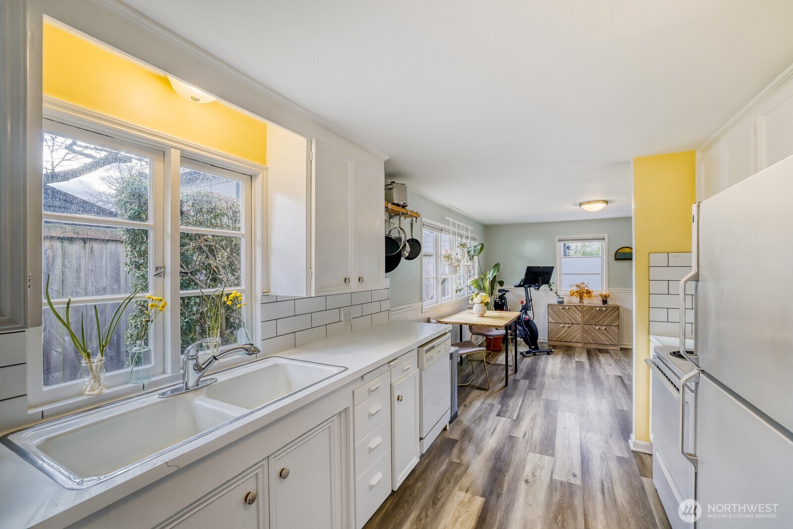 4034 NE 109th Street , Seattle, WA 98125