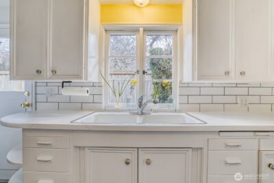 4034 NE 109th Street , Seattle, WA 98125 - Photo 9