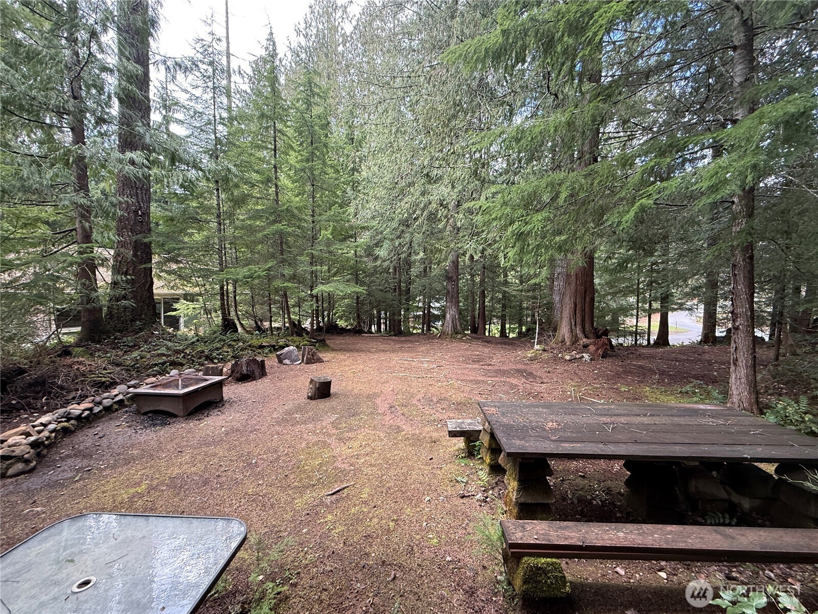 11 N Discovery Drive , Hoodsport, WA 98548