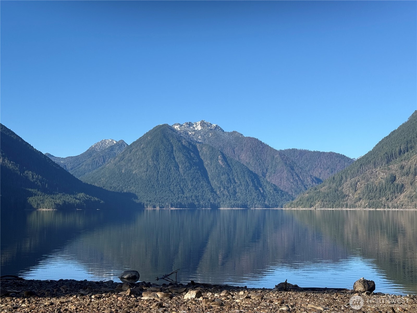 11 N Discovery Drive , Hoodsport, WA 98548