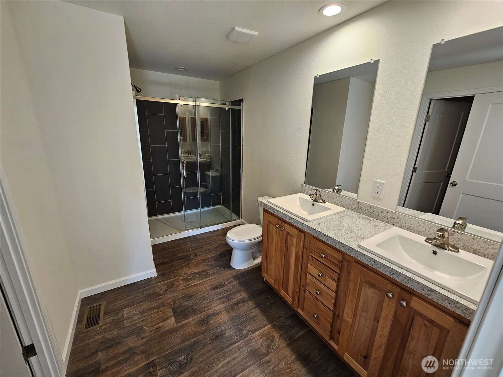 18042 Sargent Road SW #1, Rochester, WA 98579