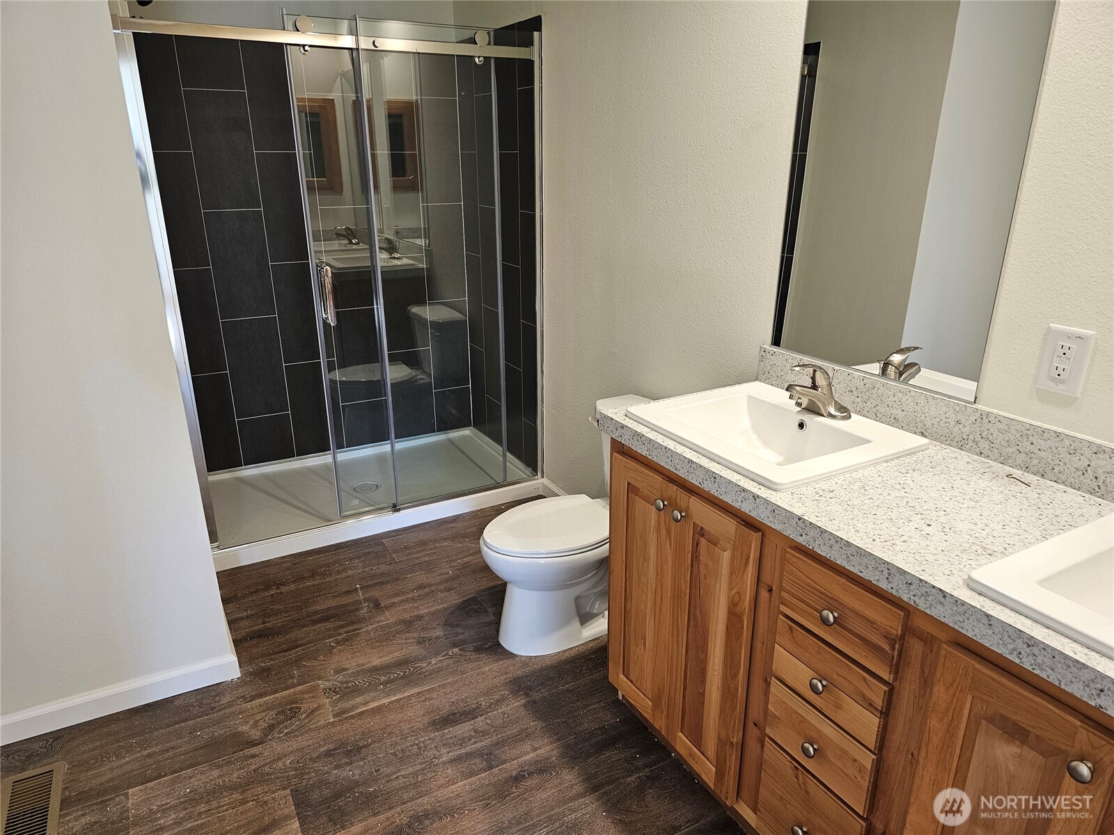 18042 Sargent Road SW #1, Rochester, WA 98579