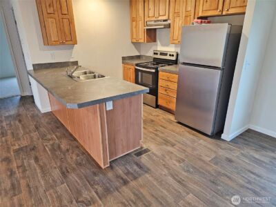 18042 Sargent Road SW #1, Rochester, WA 98579 - Photo 5