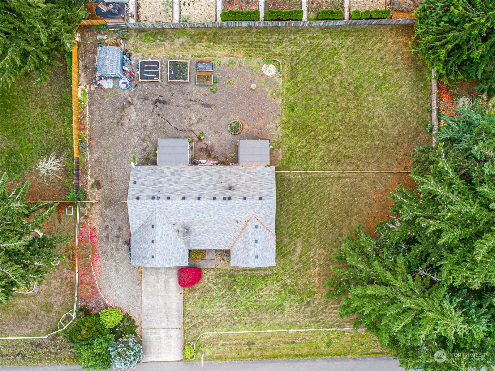 604 Nieland Loop SE, Rainier, WA 98576