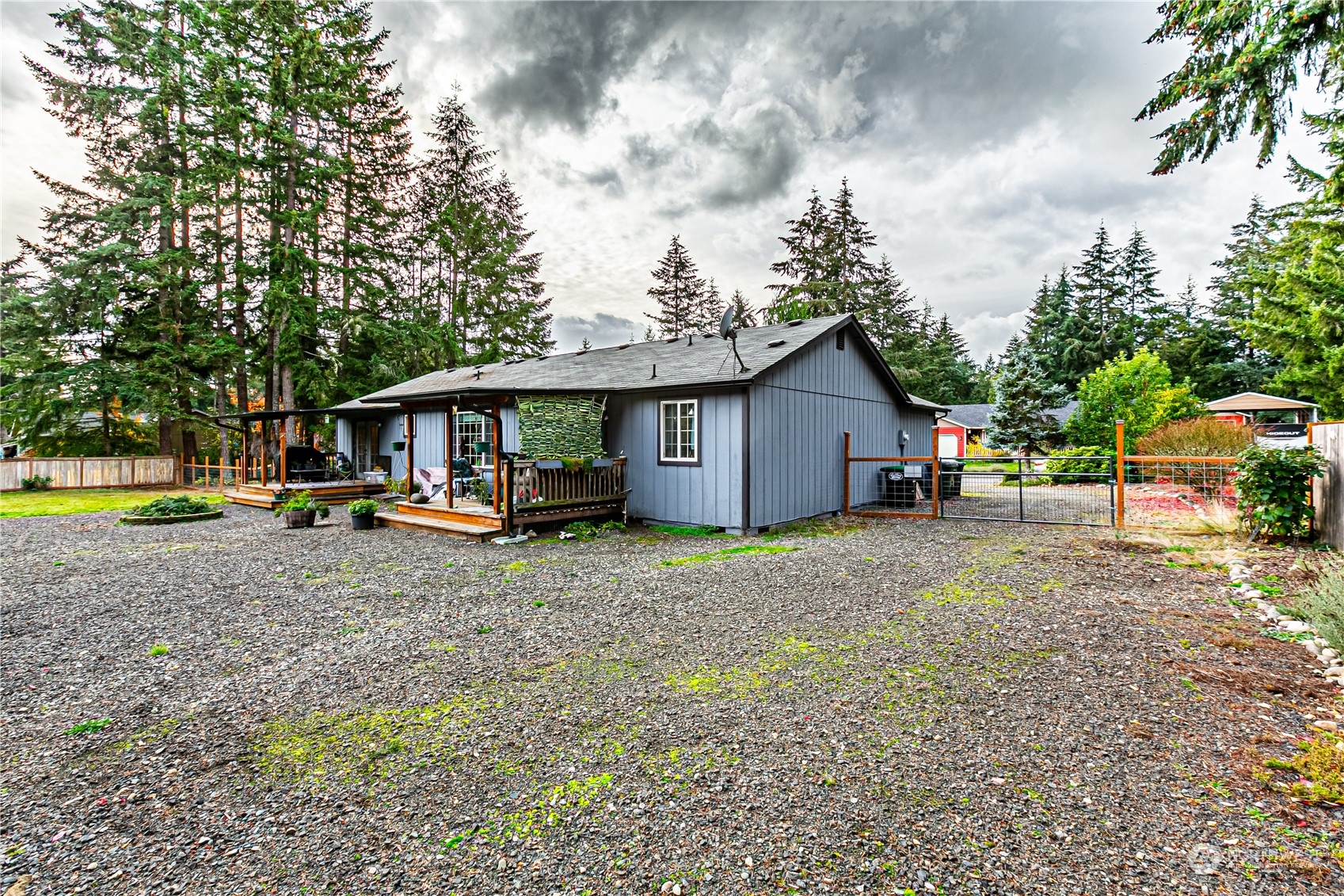 604 Nieland Loop SE, Rainier, WA 98576