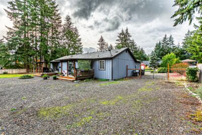 604 Nieland Loop SE, Rainier, WA 98576 - Photo 9