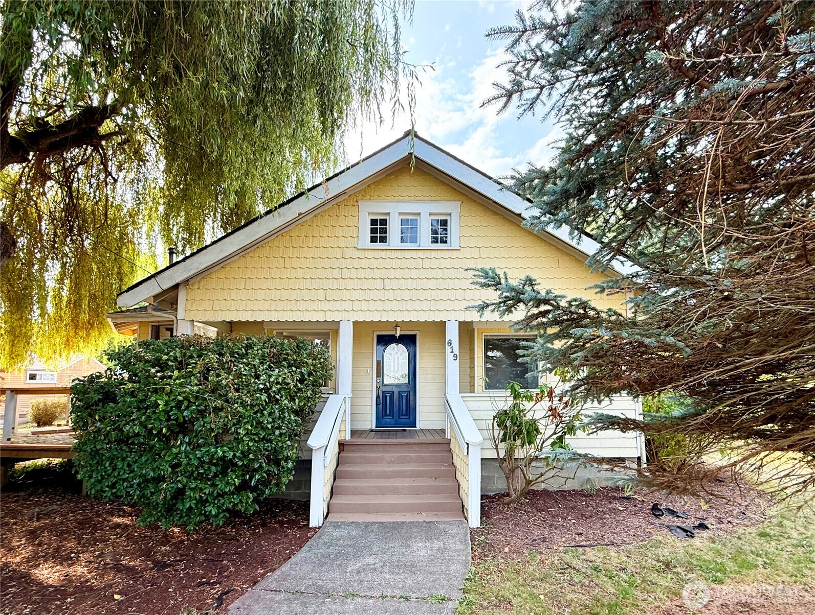 619 35th Street N, Anacortes, WA 98221