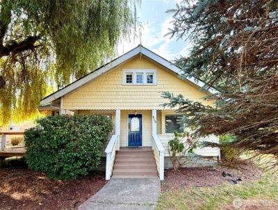619 35th Street N, Anacortes, WA 98221 - Photo 2