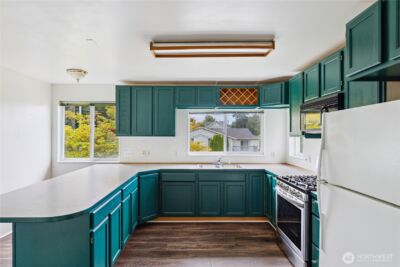 619 35th Street N, Anacortes, WA 98221 - Photo 23