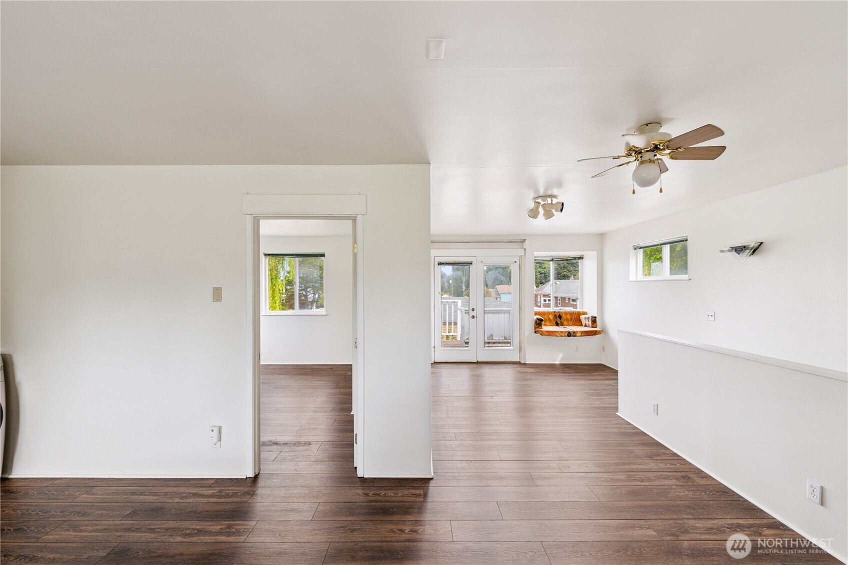 619 35th Street N, Anacortes, WA 98221