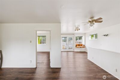 619 35th Street N, Anacortes, WA 98221 - Photo 30