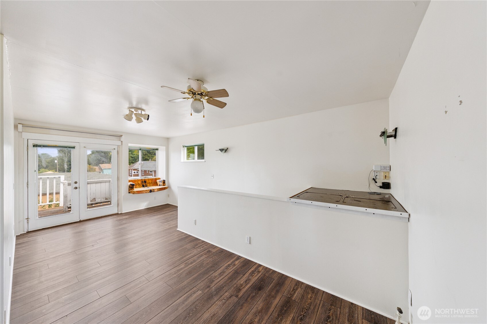 619 35th Street N, Anacortes, WA 98221