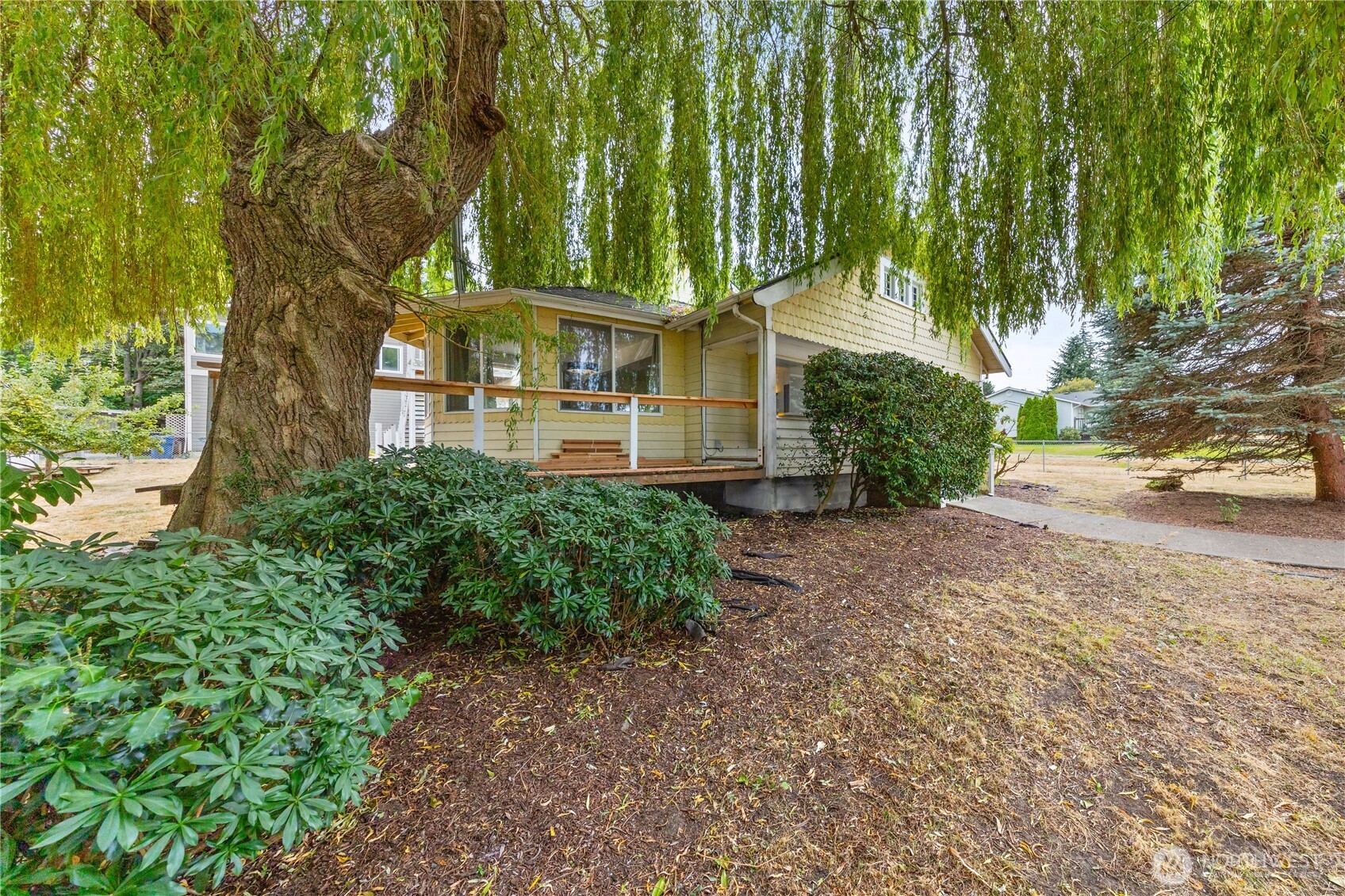 619 35th Street N, Anacortes, WA 98221