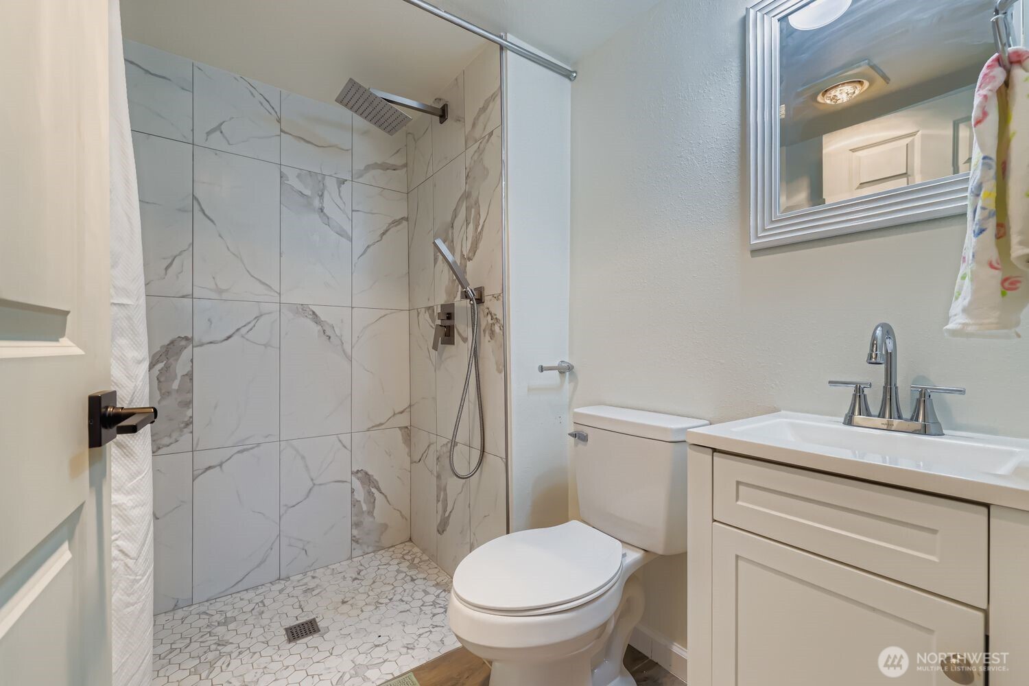17926 73rd Avenue W, Edmonds, WA 98026
