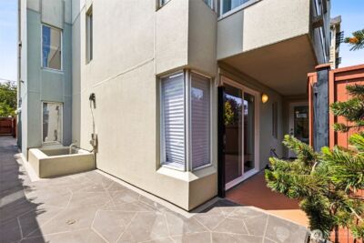 1613 California Avenue SW #101, Seattle, WA 98116 - Photo 2