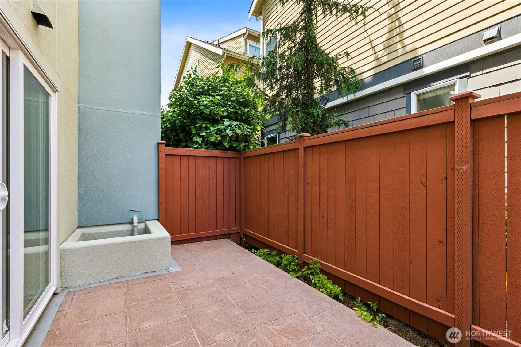 1613 California Avenue SW #101, Seattle, WA 98116