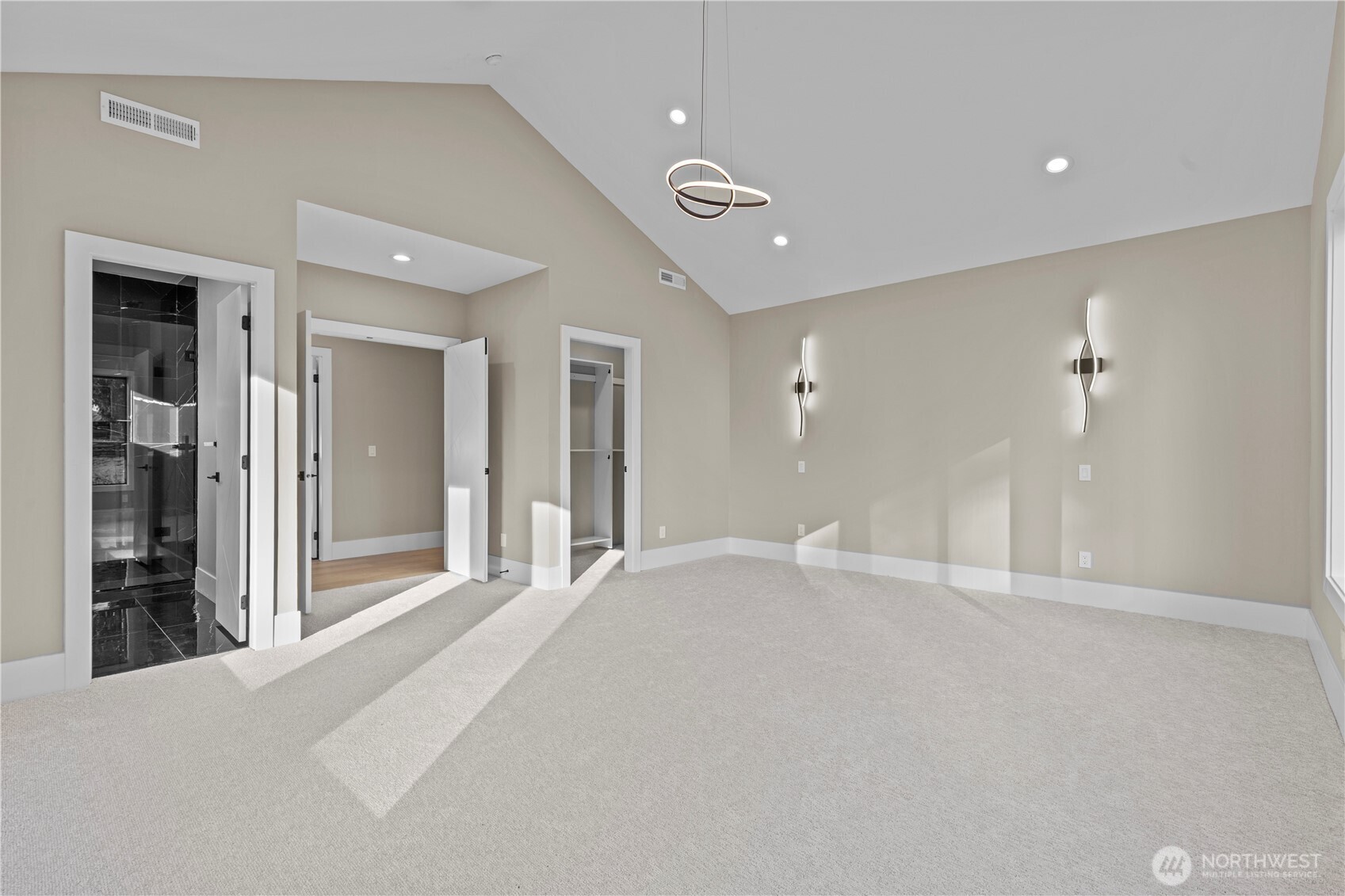 20921 1st Place S, Des Moines, WA 98198