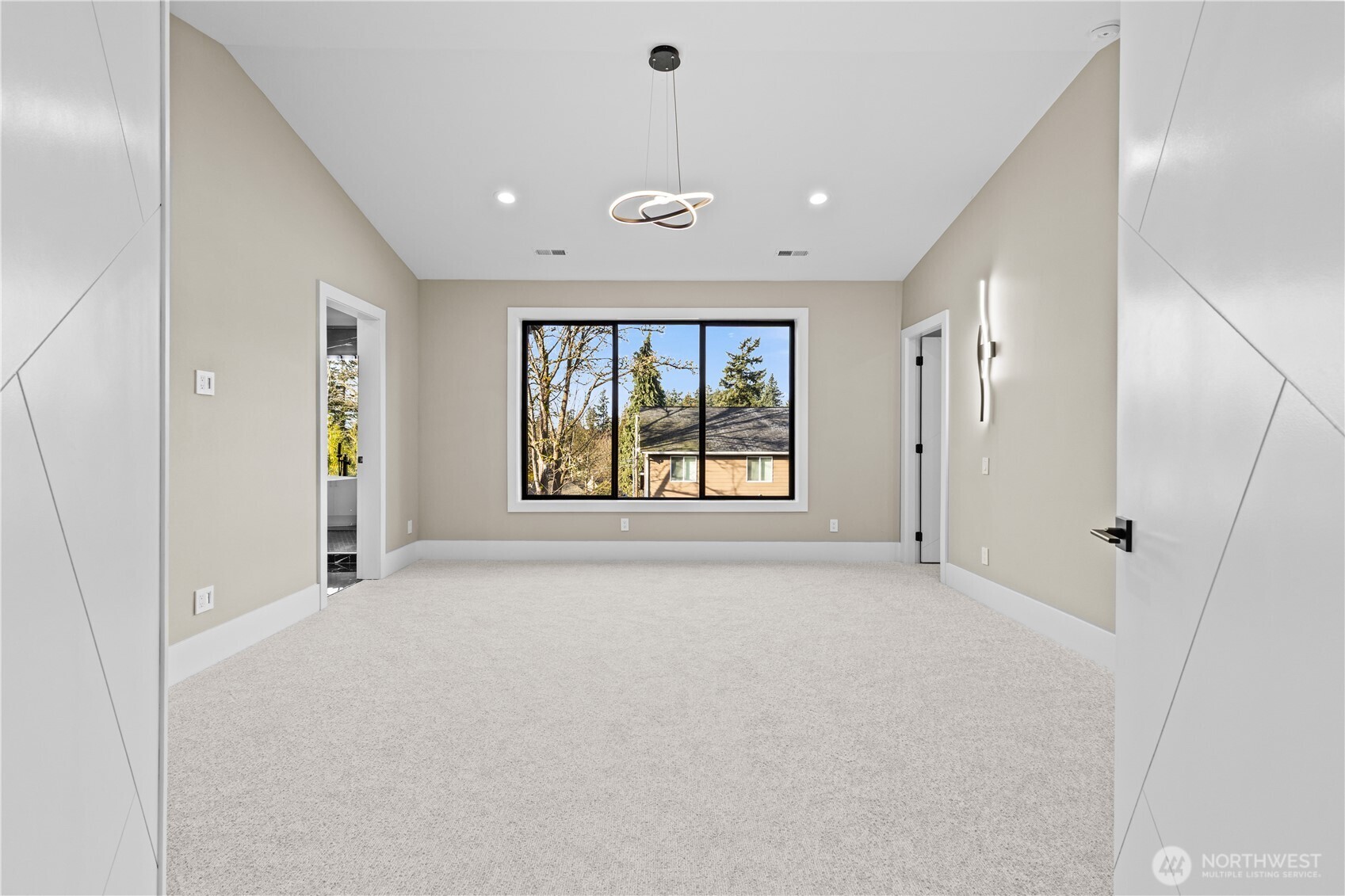 20921 1st Place S, Des Moines, WA 98198