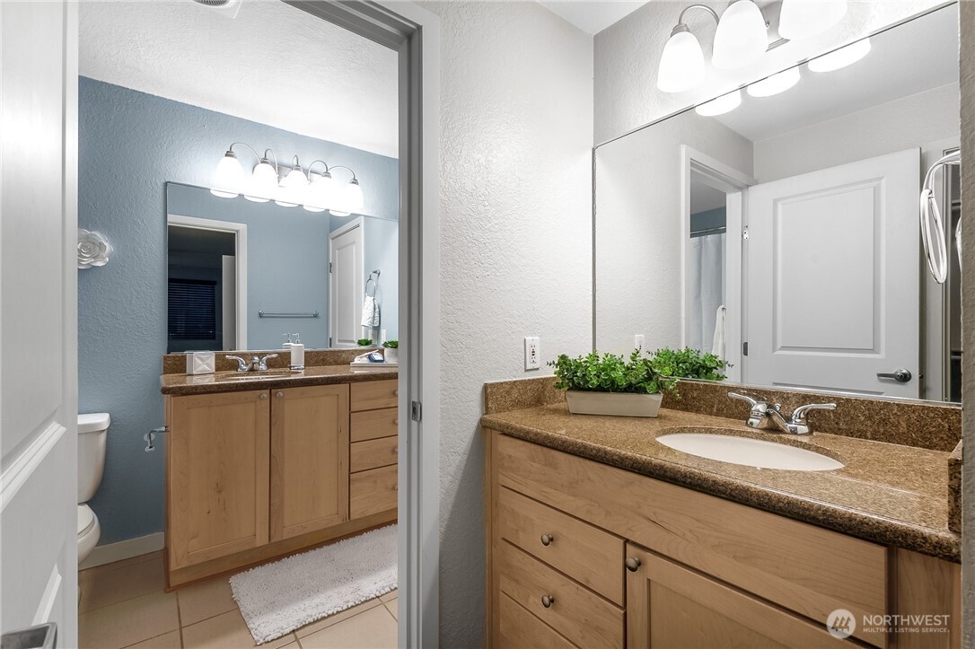 1311 S 12th Avenue #D202, Seattle, WA 98144