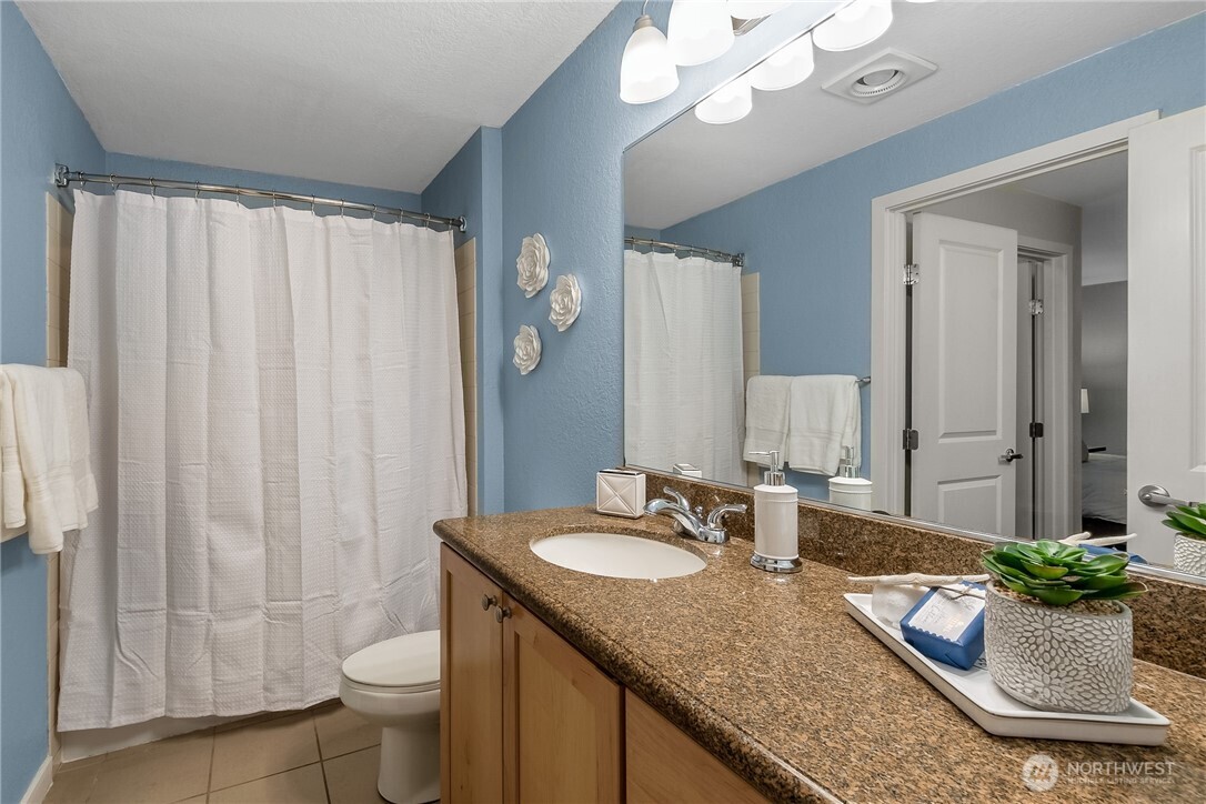 1311 S 12th Avenue #D202, Seattle, WA 98144