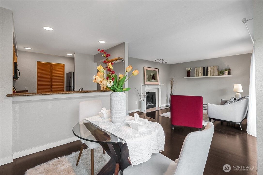 1311 S 12th Avenue #D202, Seattle, WA 98144