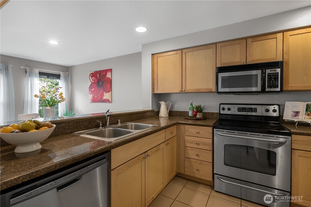 1311 S 12th Avenue #D202, Seattle, WA 98144