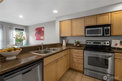 1311 S 12th Avenue #D202, Seattle, WA 98144 - Photo 8