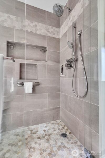 915 N Laurel Lane , Tacoma, WA 98406 - Photo 26
