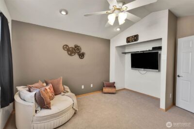 915 N Laurel Lane , Tacoma, WA 98406 - Photo 29