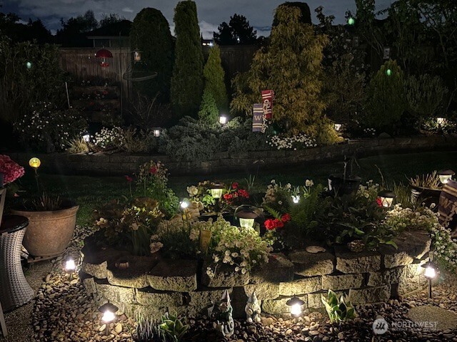 915 N Laurel Lane , Tacoma, WA 98406