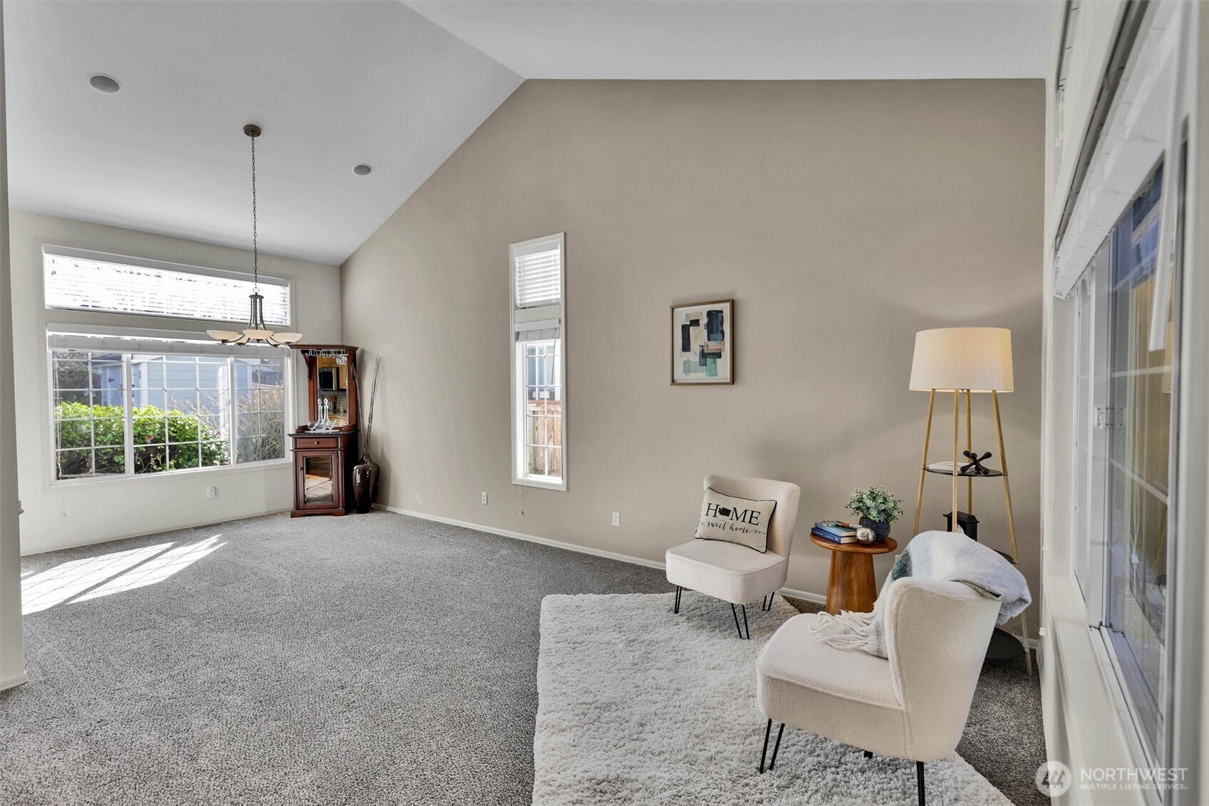 915 N Laurel Lane , Tacoma, WA 98406