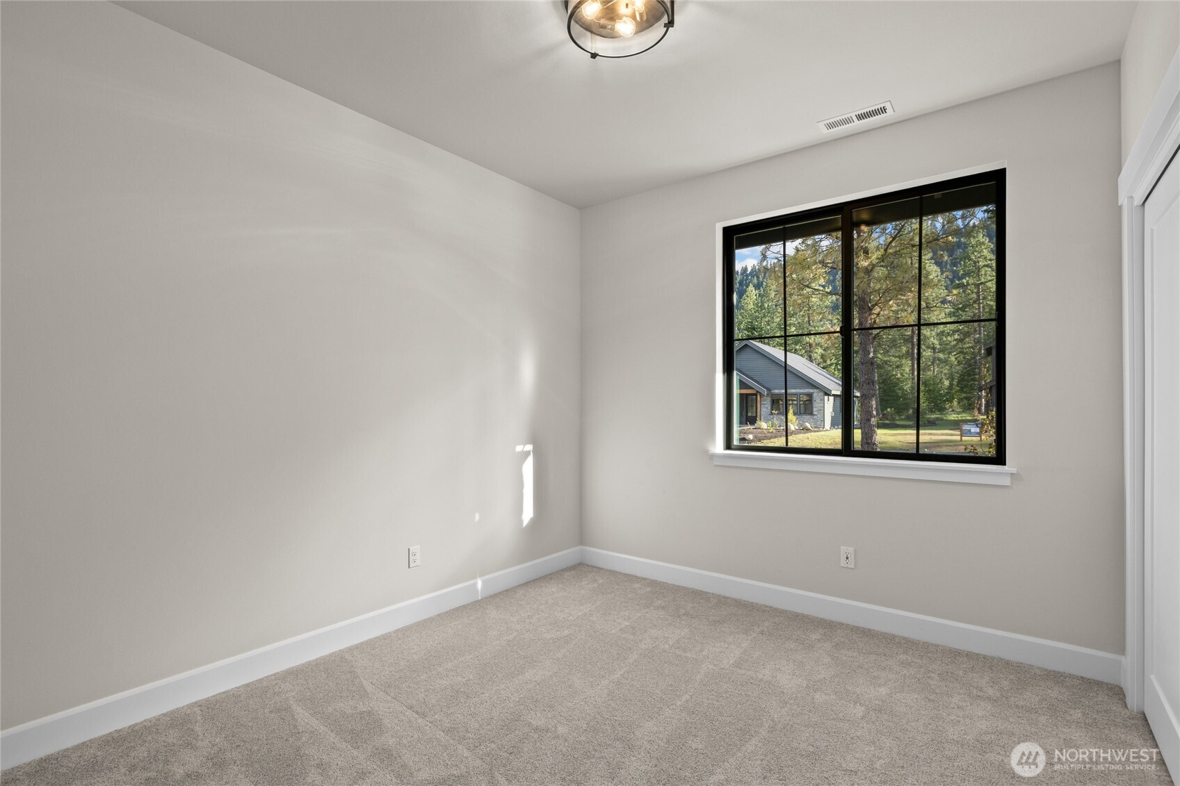 1000 Domerie Park Loop , Cle Elum, WA 98922