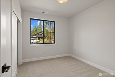1061 Domerie Park Loop , Cle Elum, WA 98922 - Photo 11