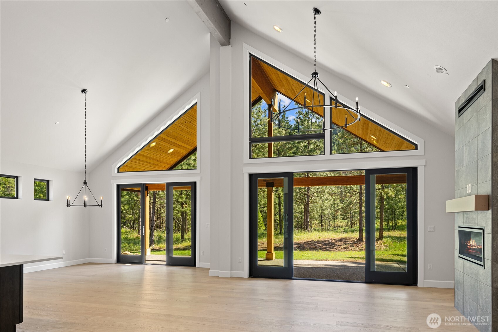 1061 Domerie Park Loop , Cle Elum, WA 98922