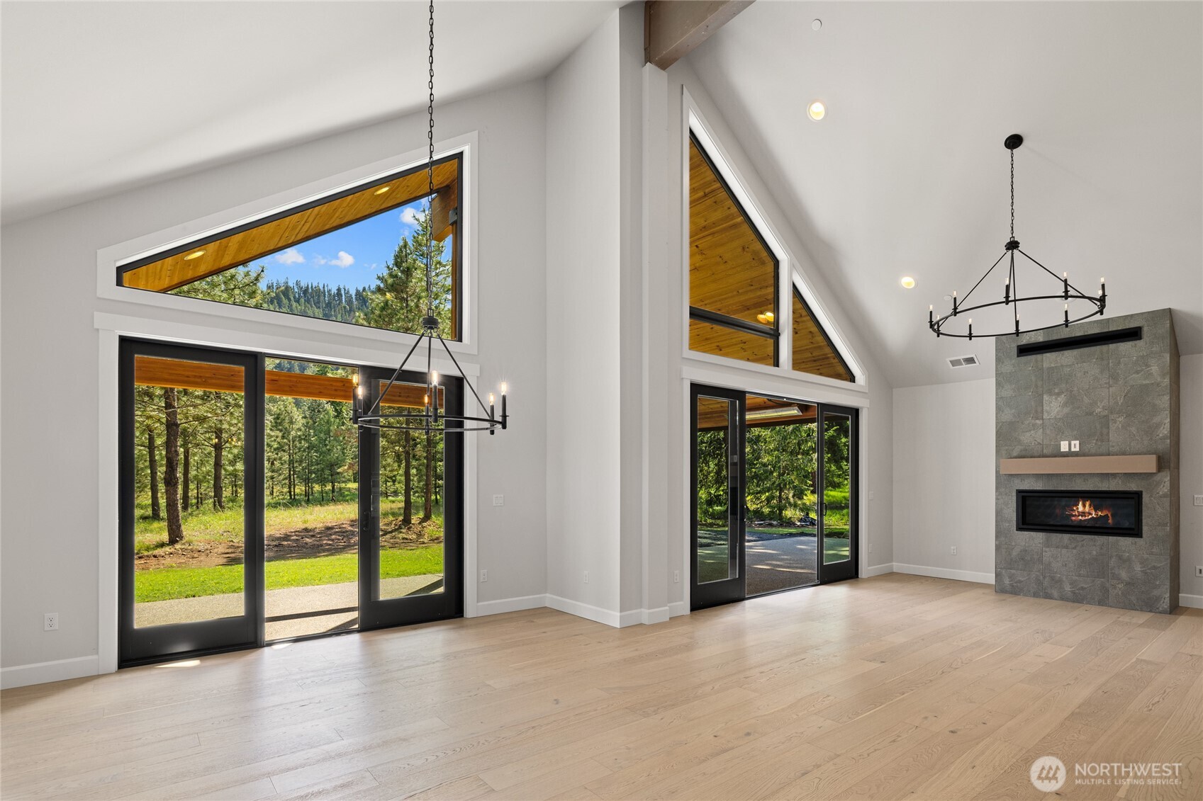 1061 Domerie Park Loop , Cle Elum, WA 98922