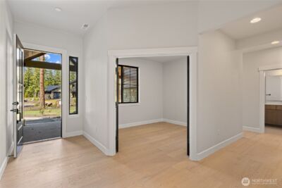 1061 Domerie Park Loop , Cle Elum, WA 98922 - Photo 6