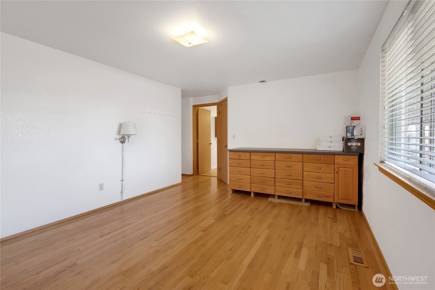 11920 4th Avenue E, Tacoma, WA 98445