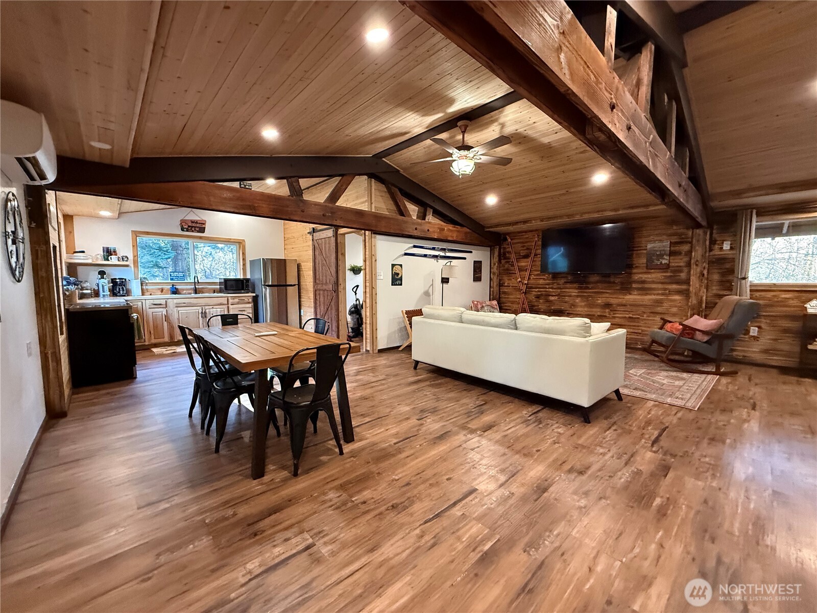 128 Kauer Road , Randle, WA 98377