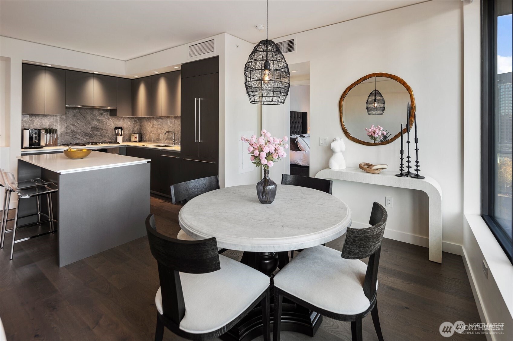 2510 6th Avenue #1103, Seattle, WA 98121