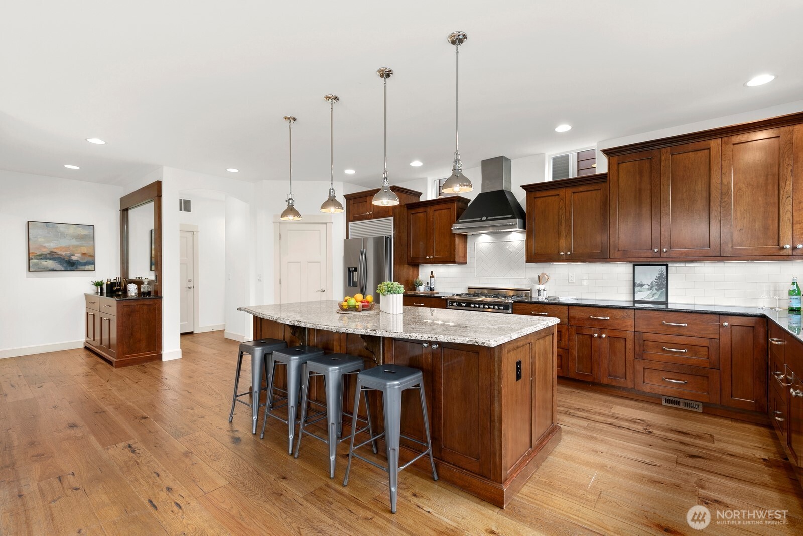 9026 NE 127th Place , Kirkland, WA 98034