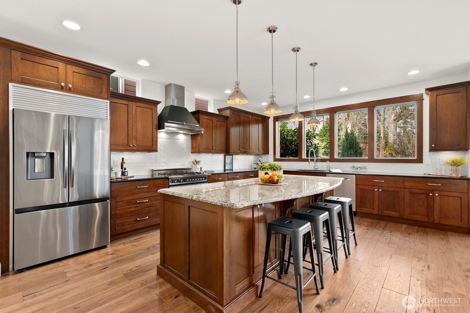 9026 NE 127th Place , Kirkland, WA 98034