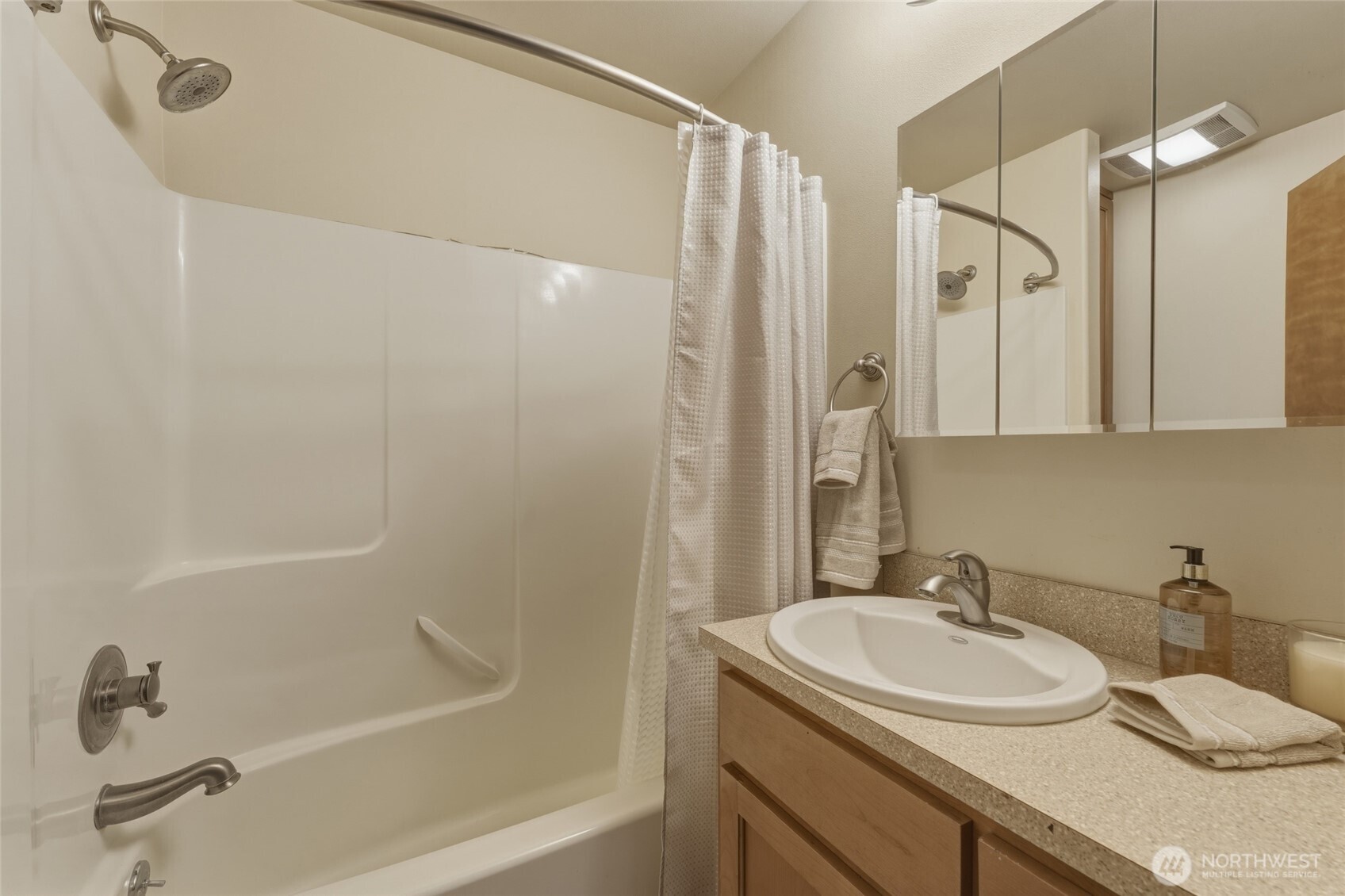 15 SW 13th Street , College Place, WA 99324