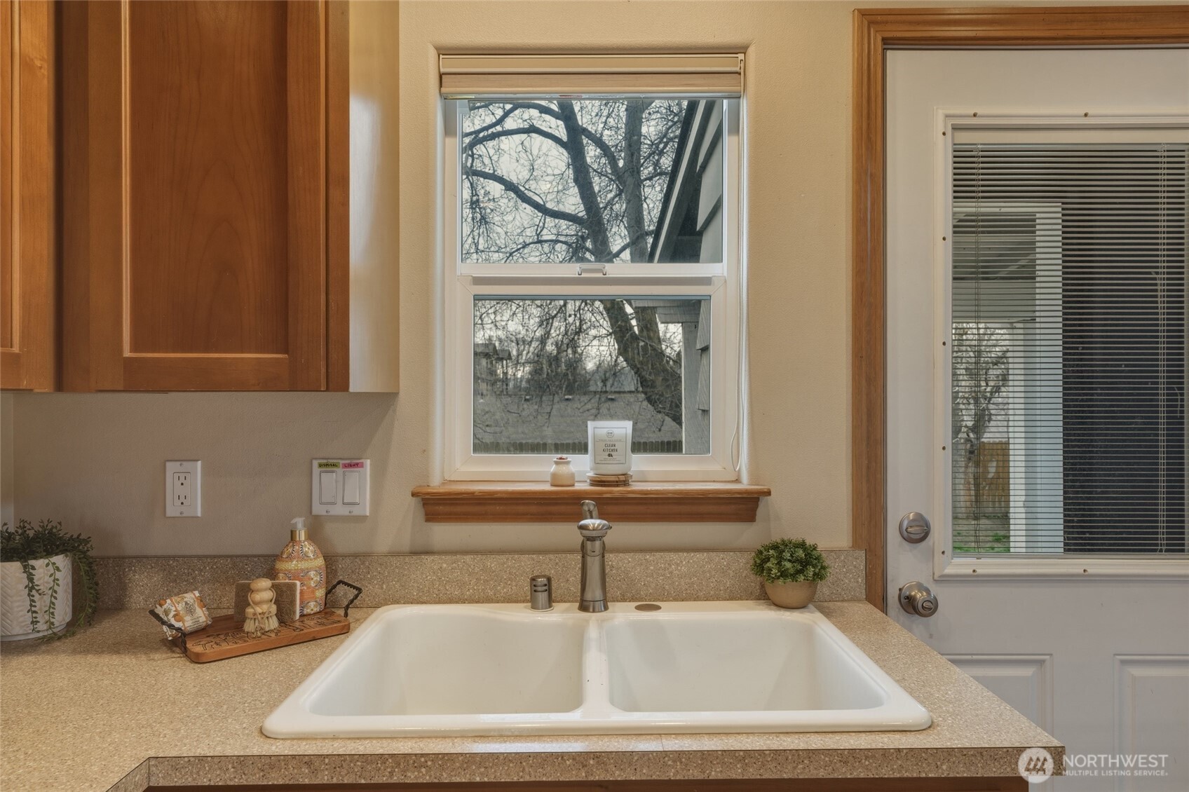 15 SW 13th Street , College Place, WA 99324