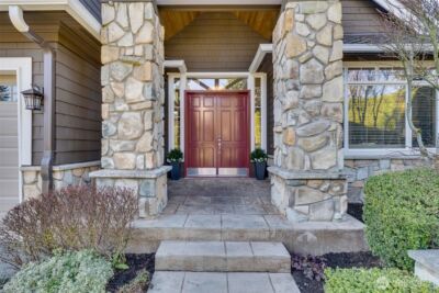 1915 205th Place NE, Sammamish, WA 98074 - Photo 2