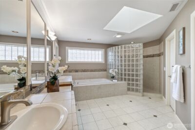 1915 205th Place NE, Sammamish, WA 98074 - Photo 26