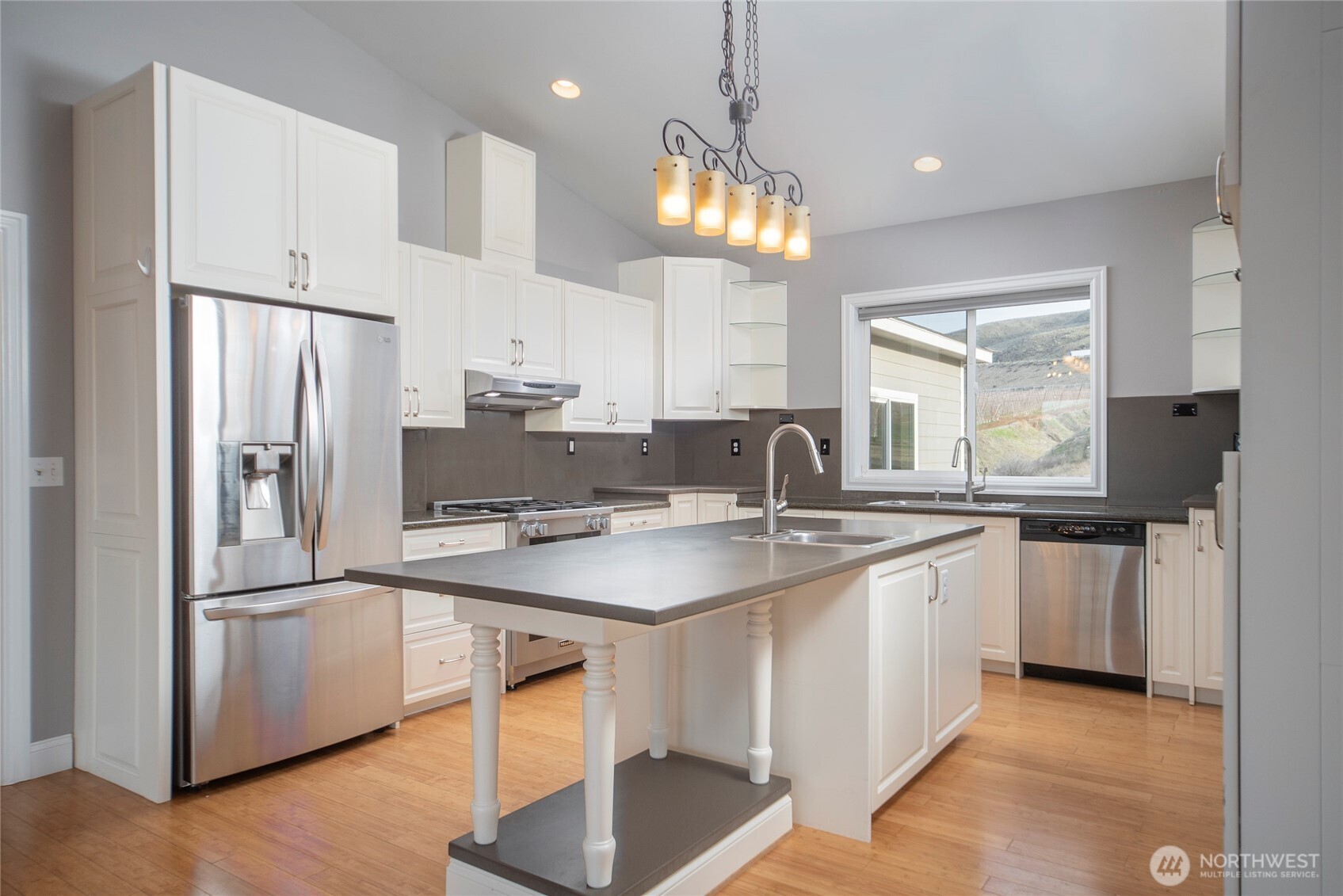 480 Edgemont Loop Road , Ellensburg, WA 98926