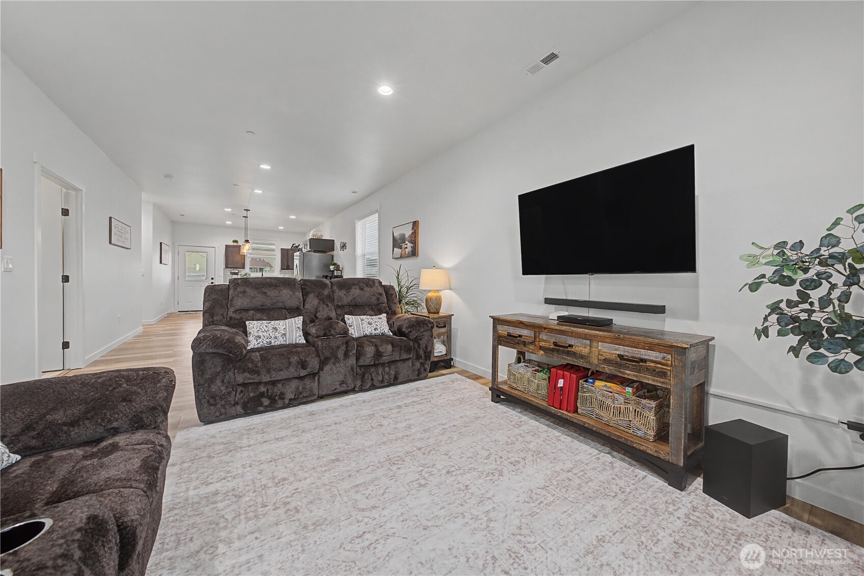 6697 Club House Drive SE #88, Othello, WA 99344
