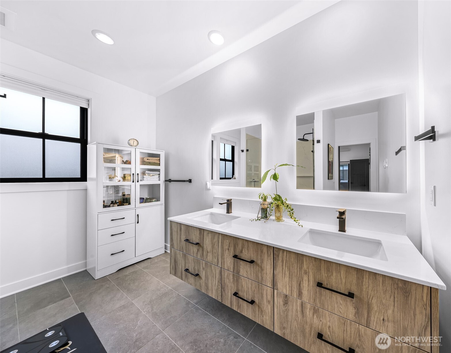 208 Pebblebrook Drive , Lynden, WA 98264